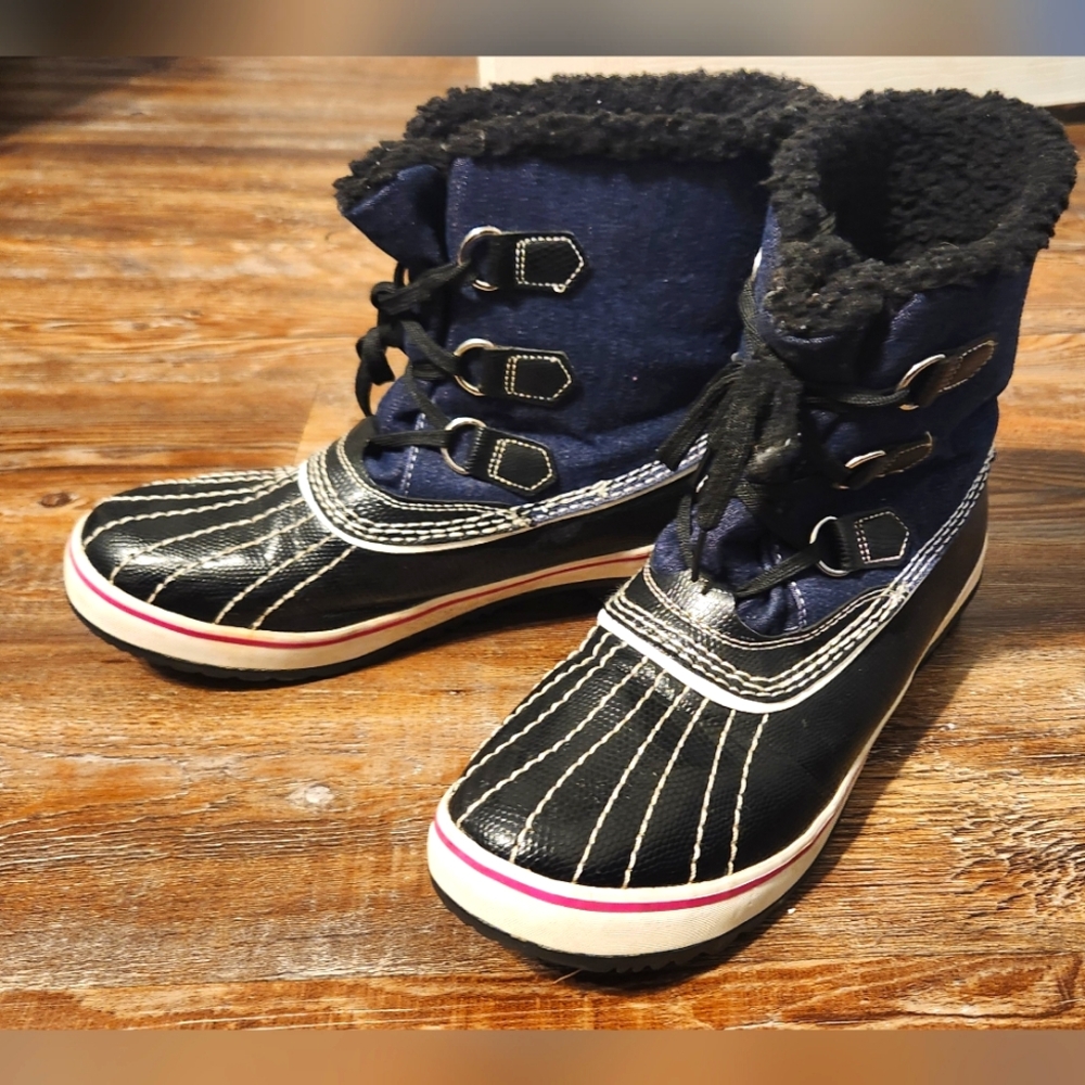 Snow Boots